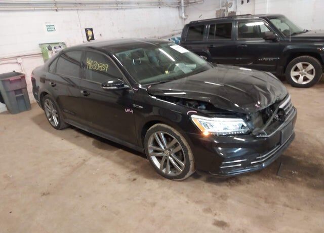 2018 VOLKSWAGEN Passat