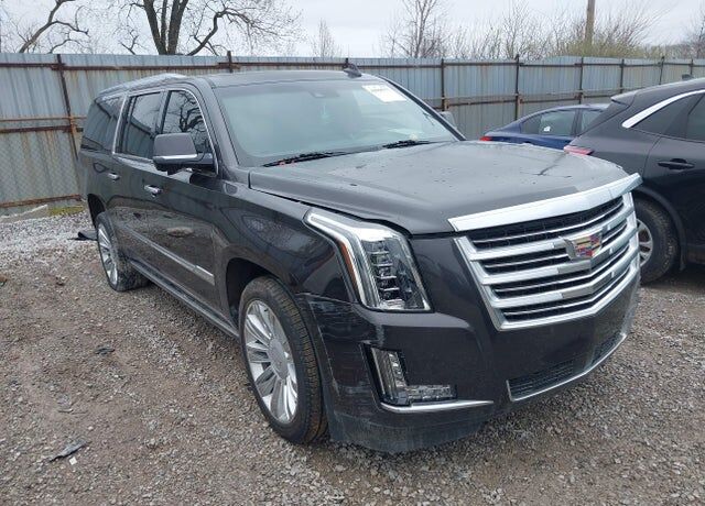 2016 CADILLAC Escalade