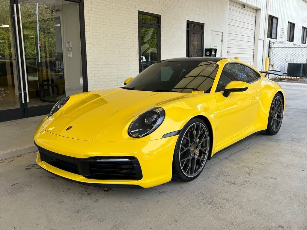 2022 PORSCHE 911
