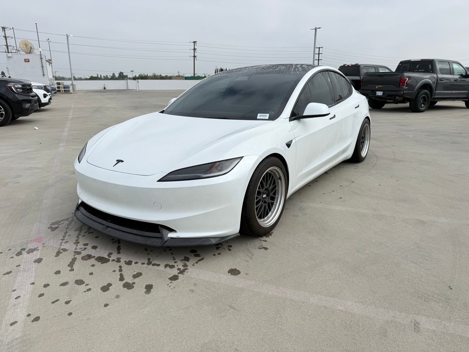 2024 TESLA Model 3