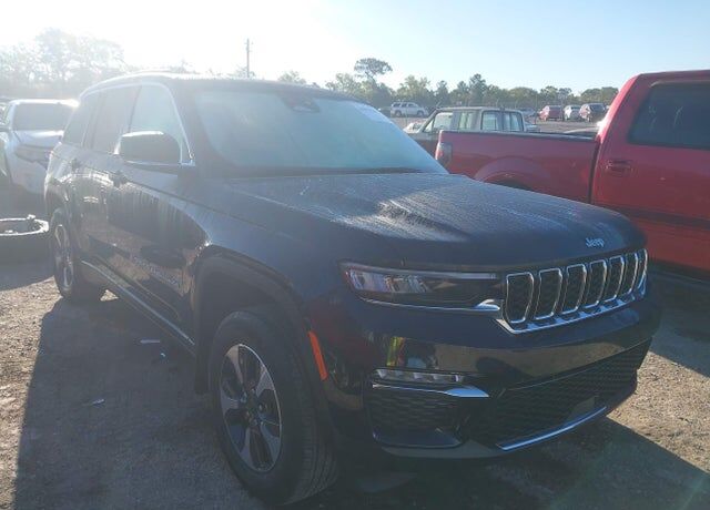 2022 JEEP Grand Cherokee