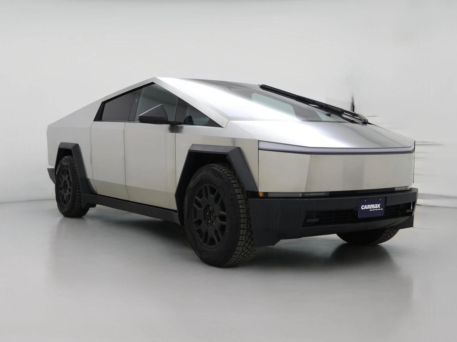 2024 TESLA Cybertruck