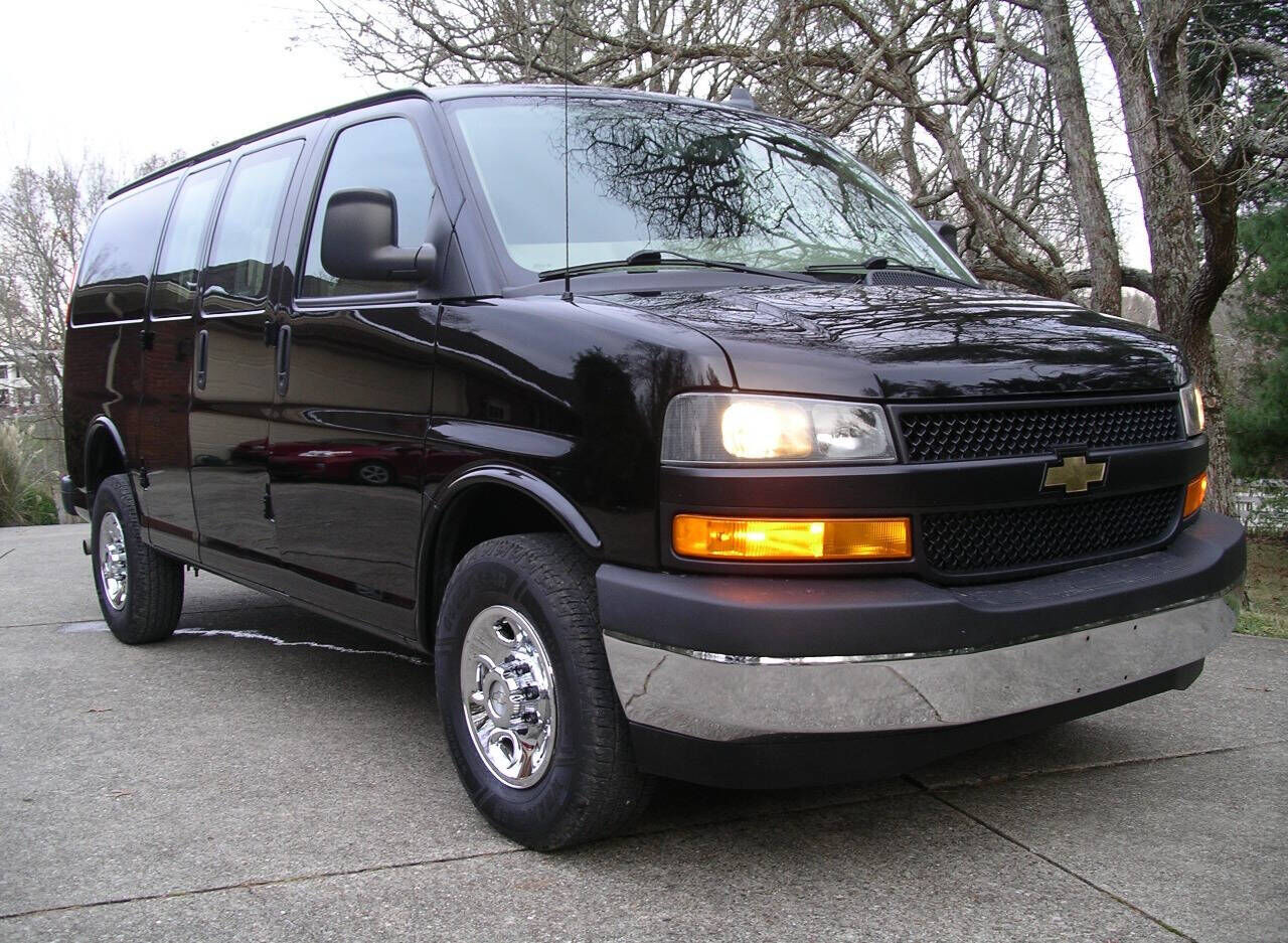 2019 CHEVROLET Express