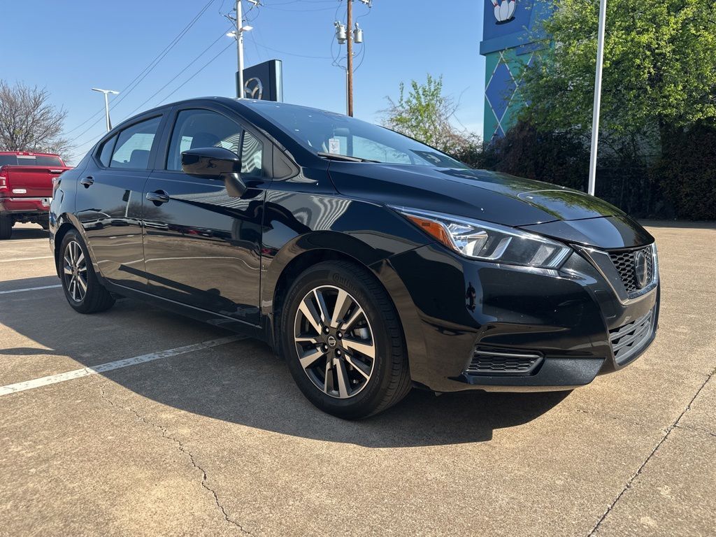 2022 NISSAN Versa