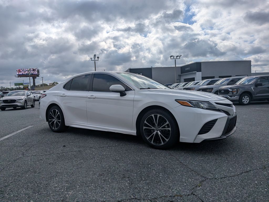 2020 TOYOTA Camry