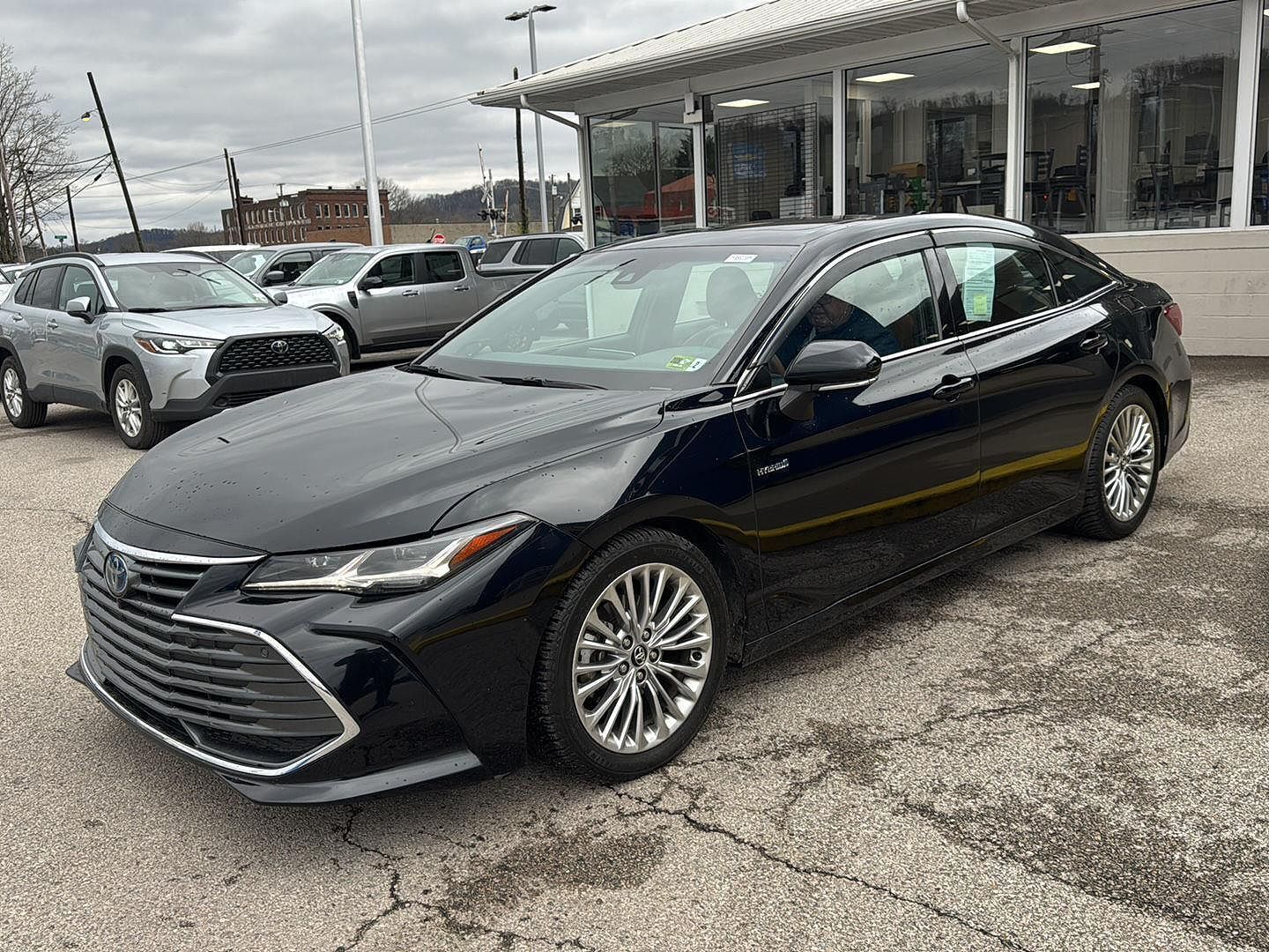 2020 TOYOTA Avalon