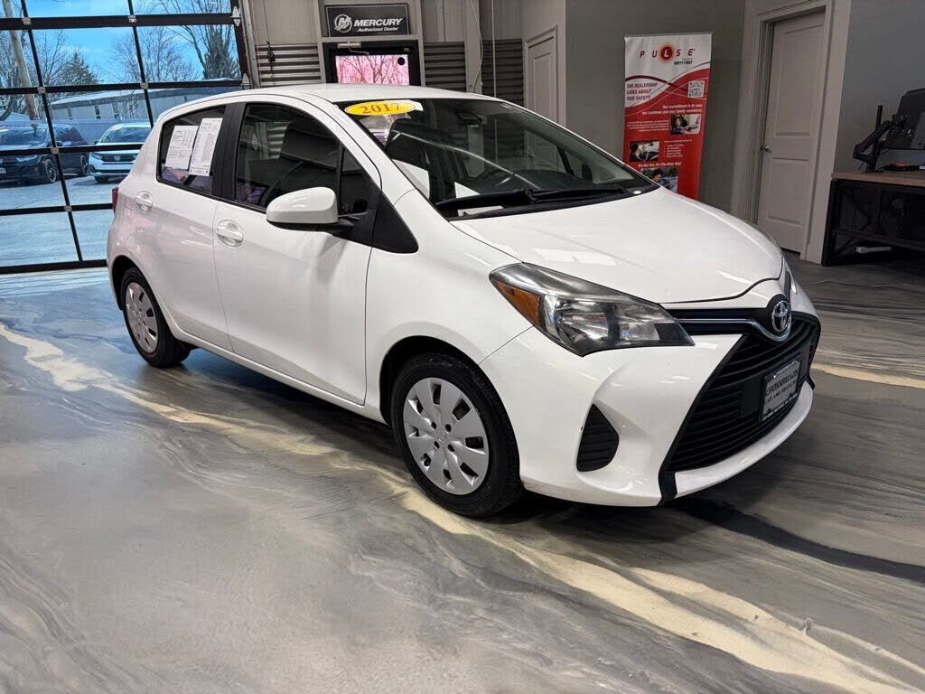2017 TOYOTA Yaris