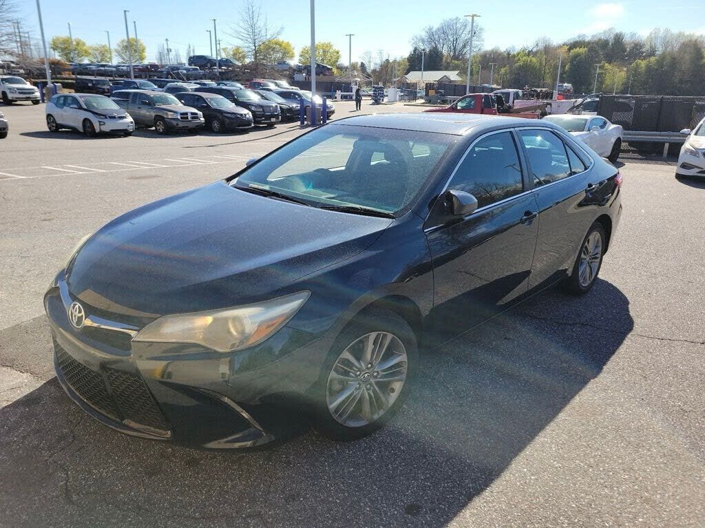 2015 TOYOTA Camry