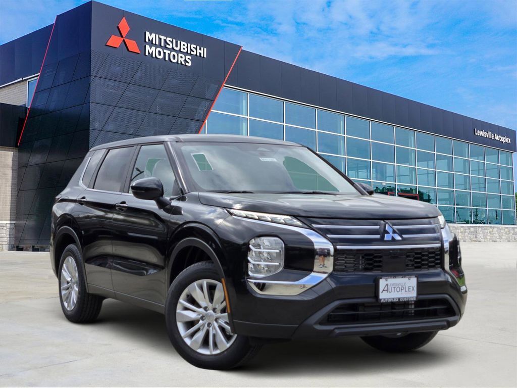 2026 MITSUBISHI Outlander