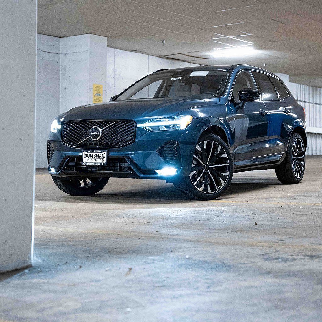 2026 VOLVO XC60