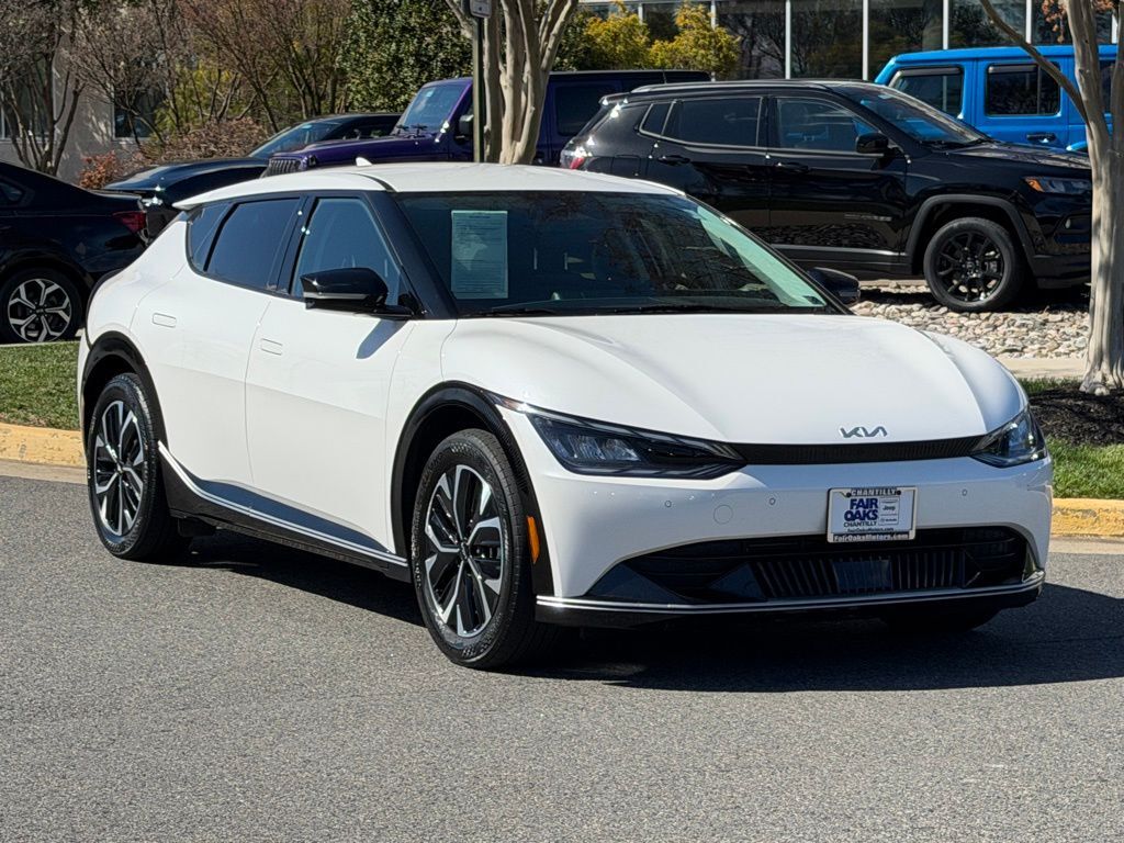 2023 KIA EV6