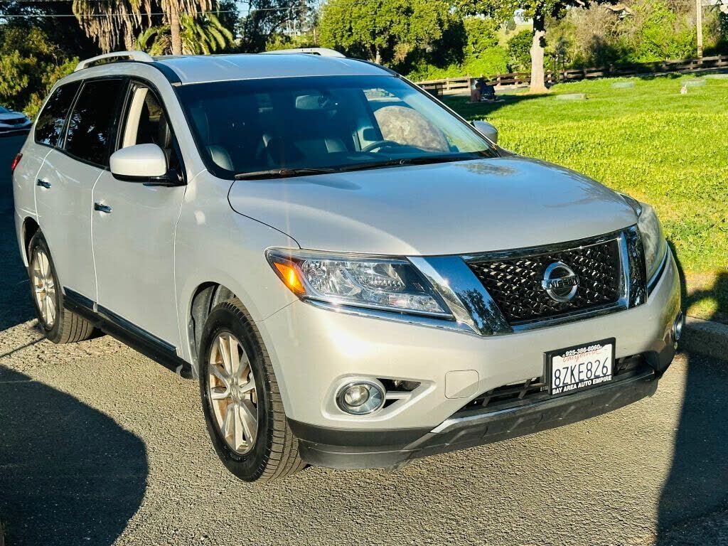 2014 NISSAN Pathfinder