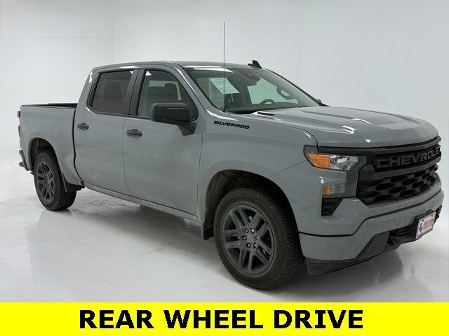 2025 CHEVROLET Silverado