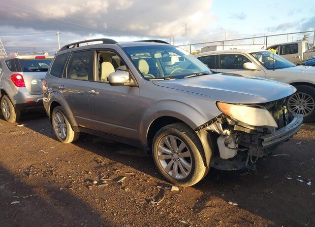 2011 SUBARU Forester