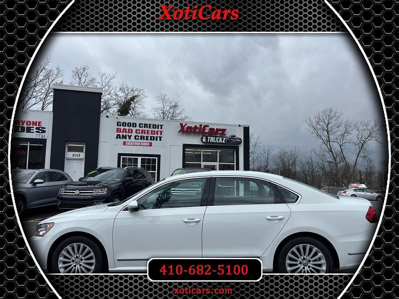 2017 VOLKSWAGEN Passat