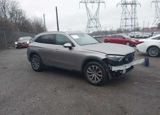 2024 MERCEDES-BENZ GLC-Class