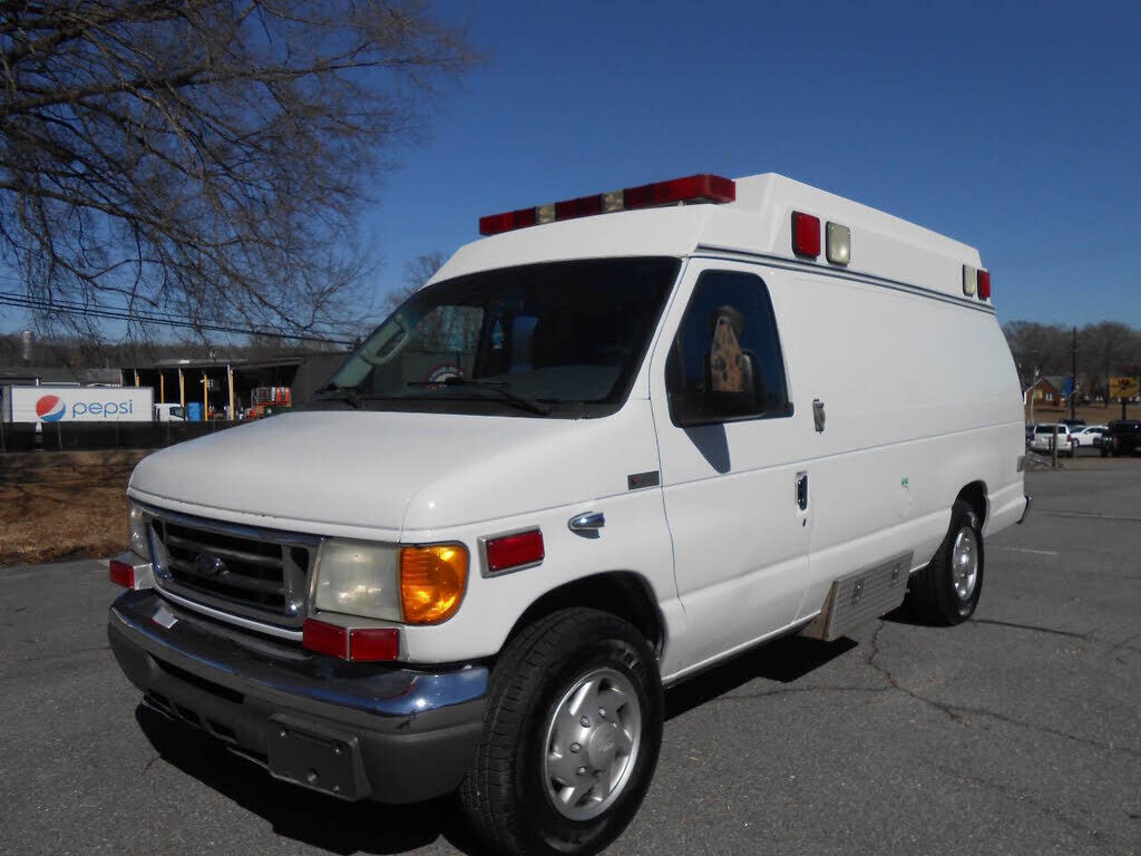 2006 FORD E-350