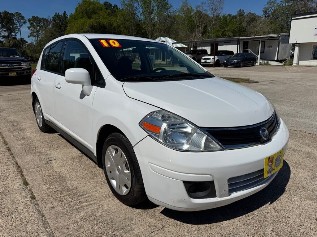 2010 NISSAN Versa