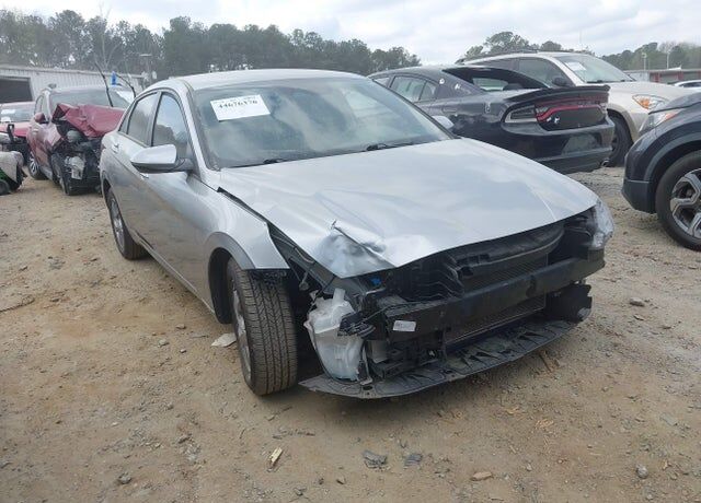 2021 HYUNDAI Elantra