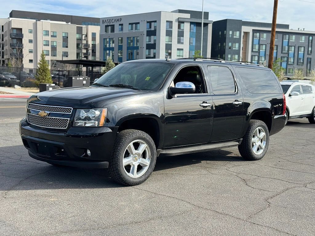 2014 CHEVROLET Suburban