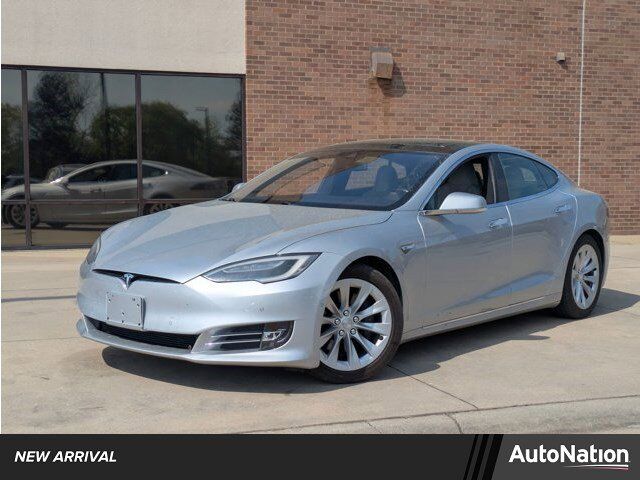 2016 TESLA Model S
