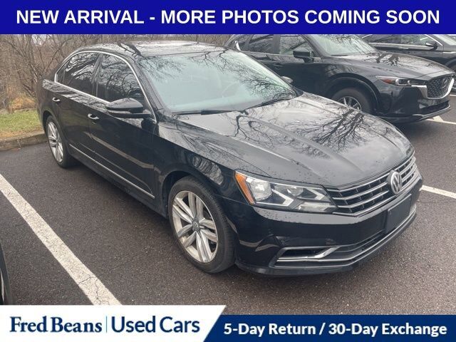 2016 VOLKSWAGEN Passat