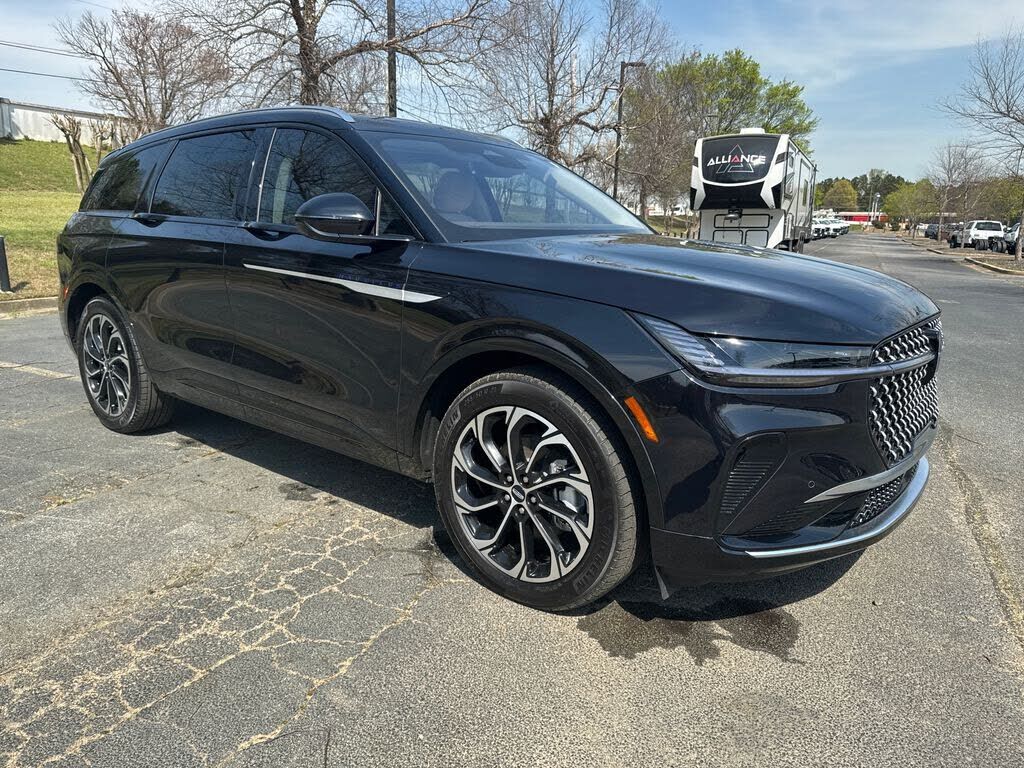 2025 LINCOLN Nautilus