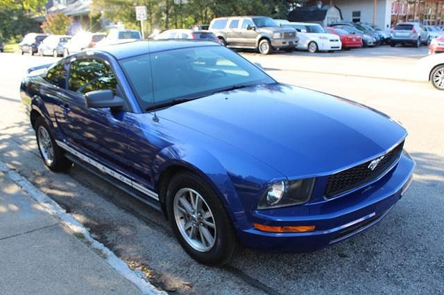 2005 FORD Mustang