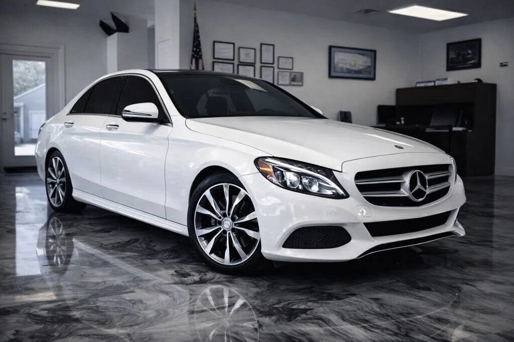 2016 MERCEDES-BENZ C-Class