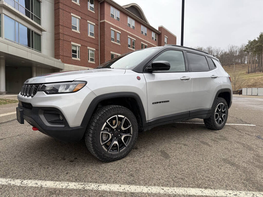 2025 JEEP Compass