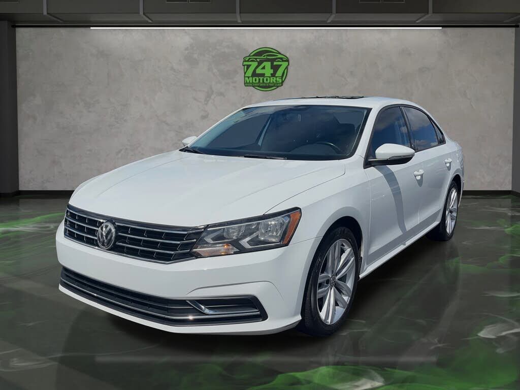 2019 VOLKSWAGEN Passat