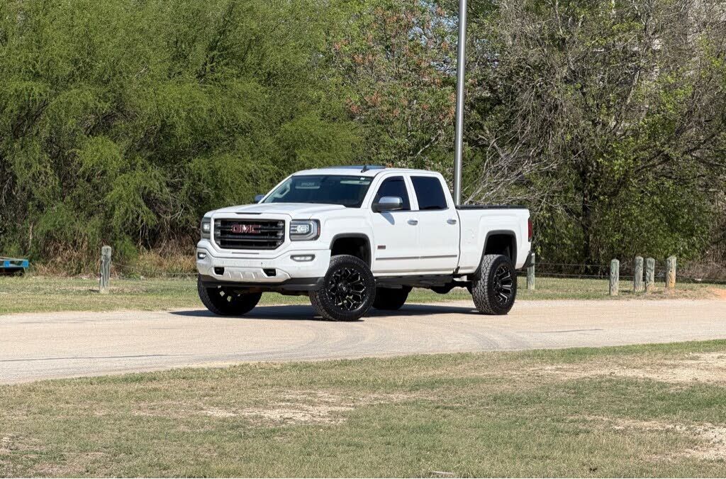 2016 GMC Sierra