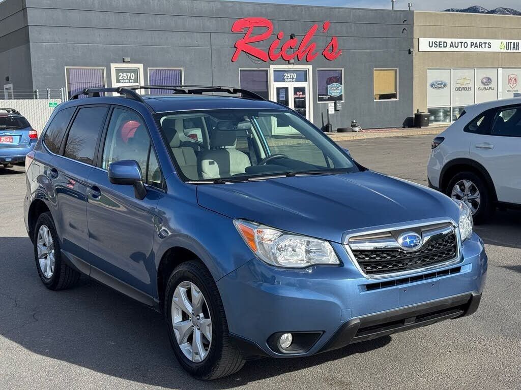 2015 SUBARU Forester