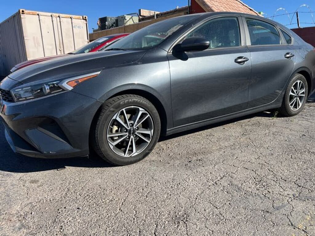 2023 KIA Forte