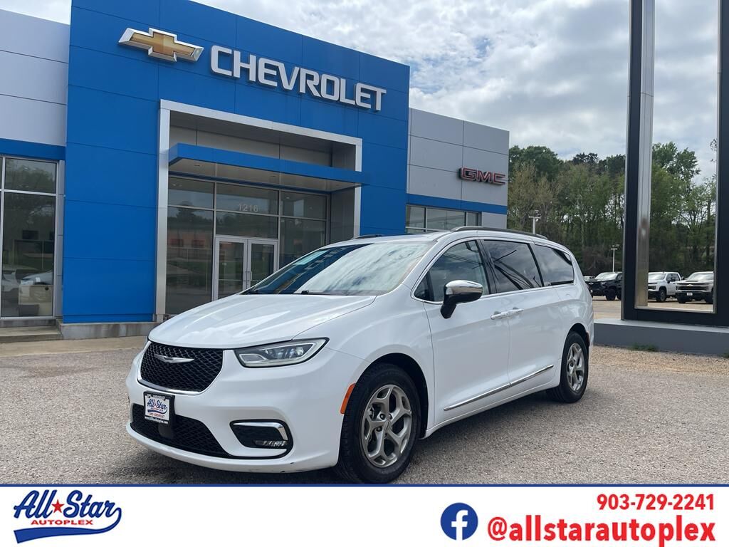 2023 CHRYSLER Pacifica