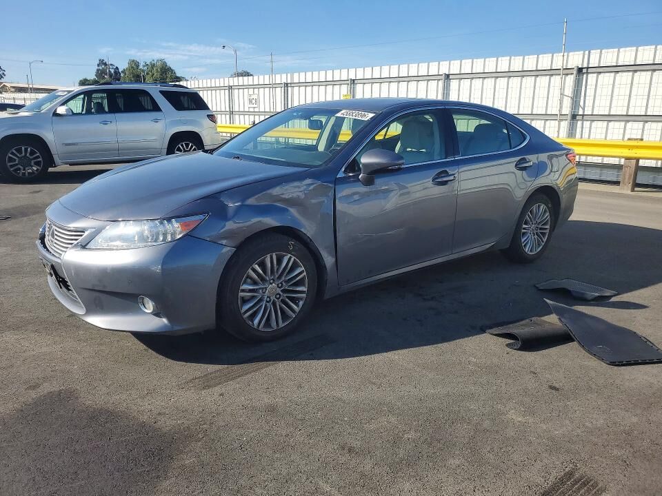2013 LEXUS ES