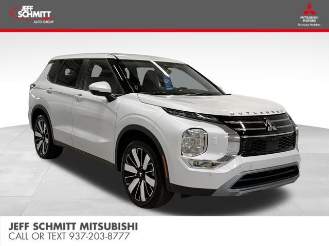 2026 MITSUBISHI Outlander