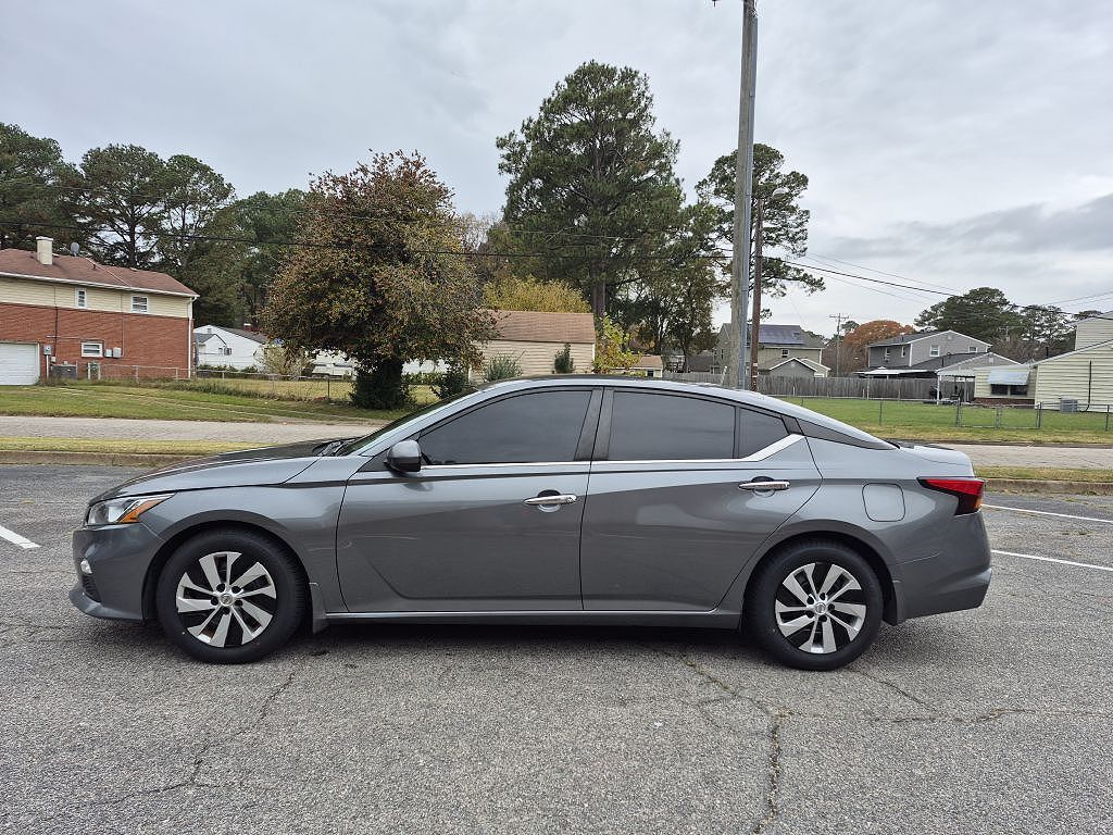 2021 NISSAN Altima