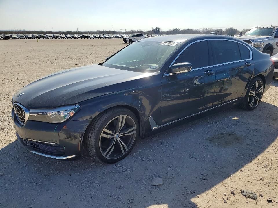 BMW 740i