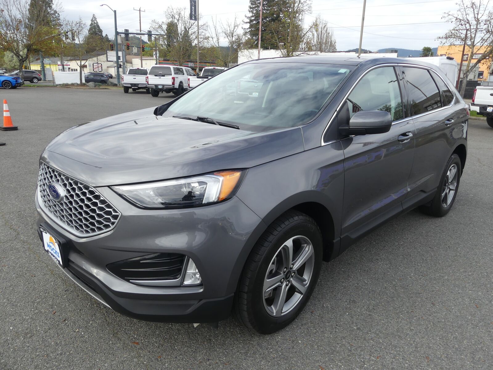 2023 FORD Edge