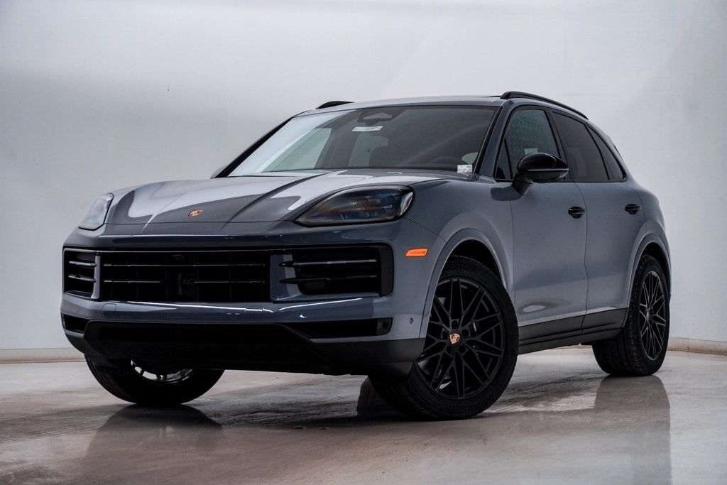 2026 PORSCHE Cayenne
