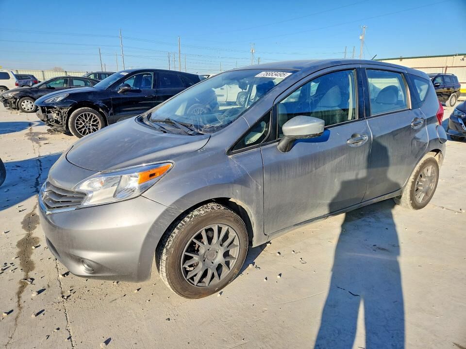 2015 NISSAN Versa