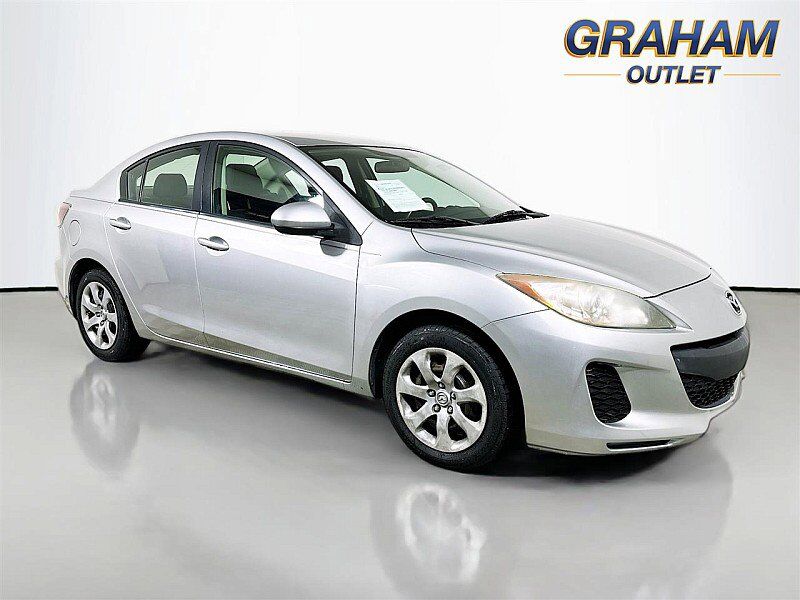 2012 MAZDA Mazda3