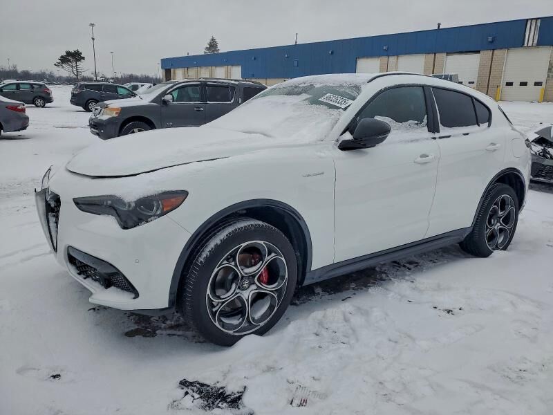 2025 ALFA ROMEO Stelvio