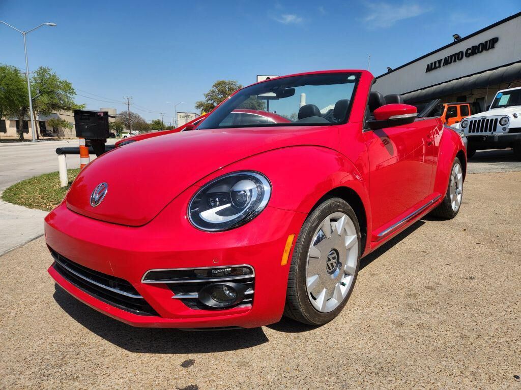 2018 VOLKSWAGEN Beetle