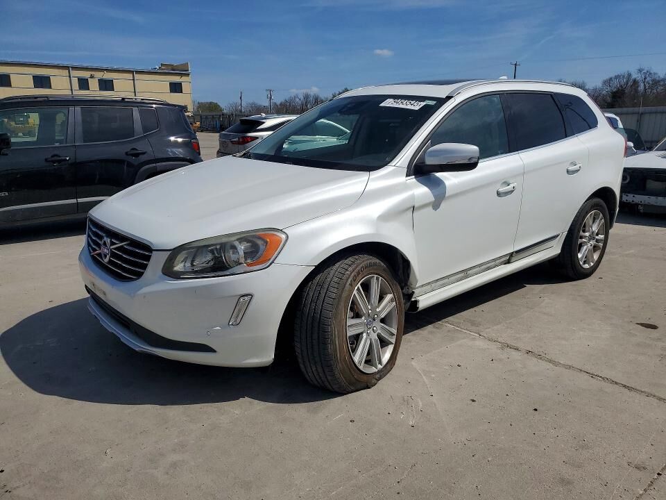 2015 VOLVO XC60