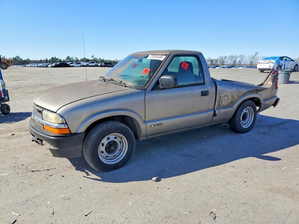 2002 CHEVROLET S-10 Pickup