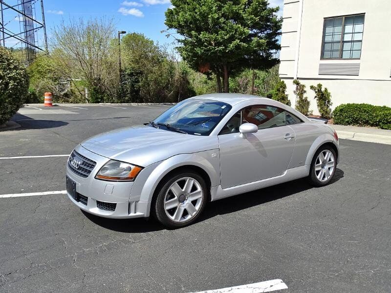 2004 AUDI TT