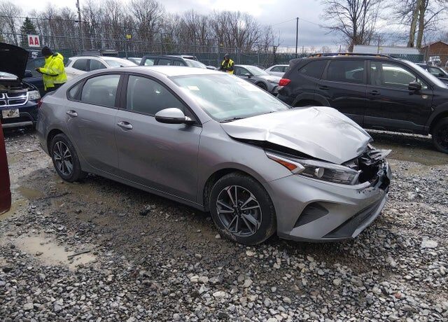 2023 KIA Forte