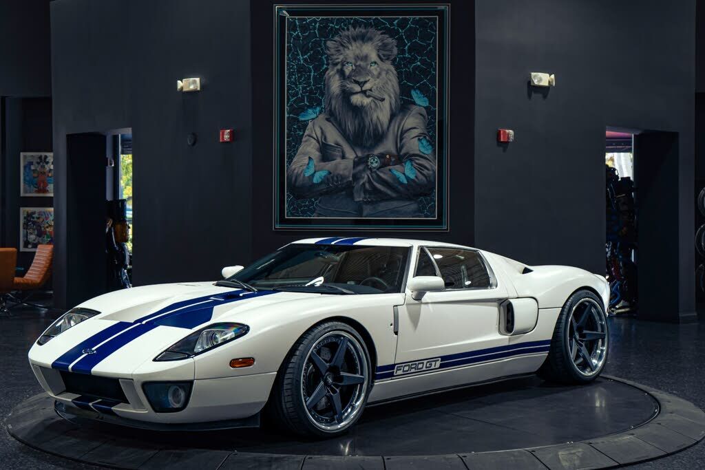 Ford GT